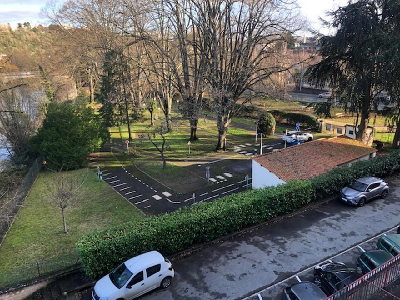Appartamento Chez Jean-Claude, Vue Panoramique Au Reveil Poitiers Esterno foto