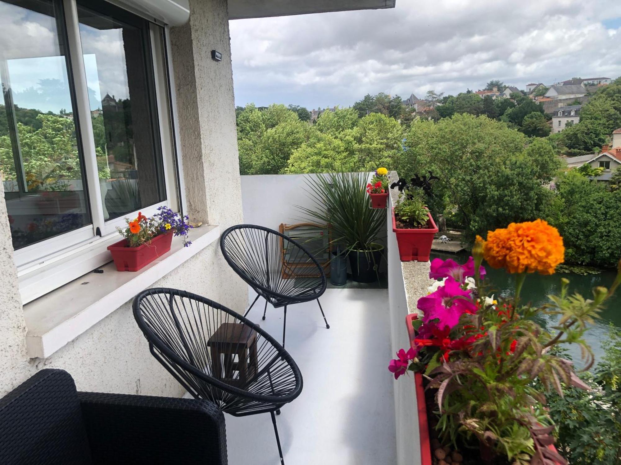Appartamento Chez Jean-Claude, Vue Panoramique Au Reveil Poitiers Esterno foto